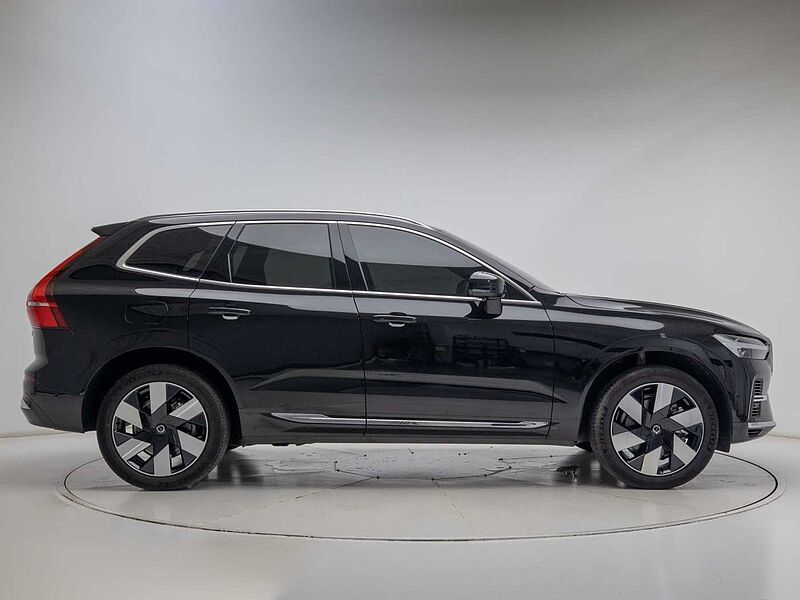 Volvo Ultra, T8 AWD 플러그-인 하이브리드, 전기/가솔린, 브라이트