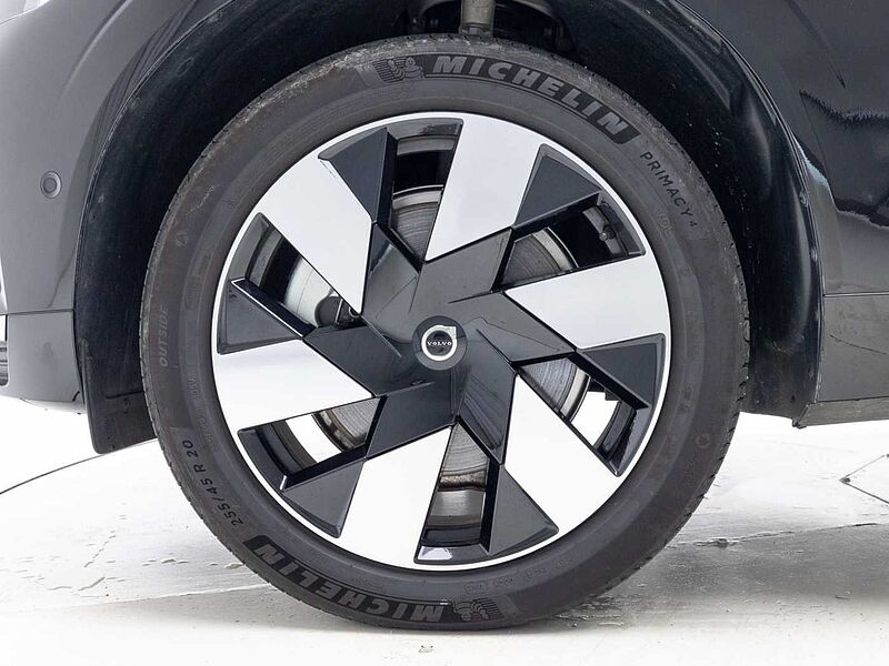 Volvo Ultra, T8 AWD 플러그-인 하이브리드, 전기/가솔린, 브라이트