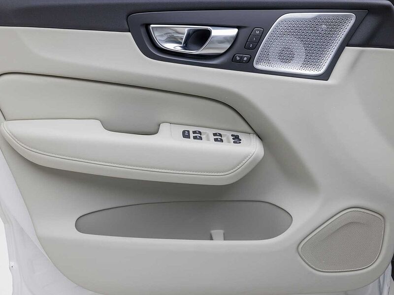 Volvo Ultra, B5 AWD 마일드 하이브리드, 가솔린, 다크