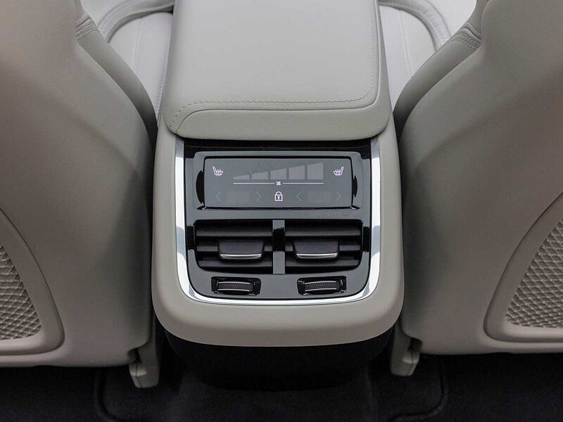 Volvo Ultra, B5 AWD 마일드 하이브리드, 가솔린, 다크