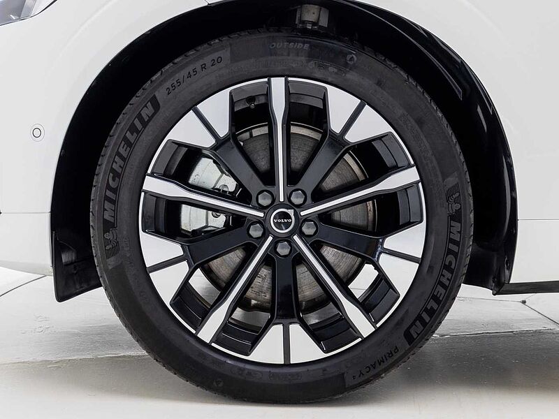 Volvo Ultra, B5 AWD 마일드 하이브리드, 가솔린, 다크