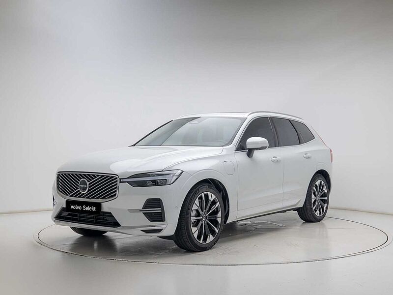Volvo  Ultra, T8 AWD 플러그-인 하이브리드, 전기/가솔린, 브라이트