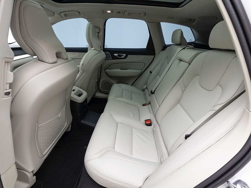 Volvo  Ultra, T8 AWD 플러그-인 하이브리드, 전기/가솔린, 브라이트