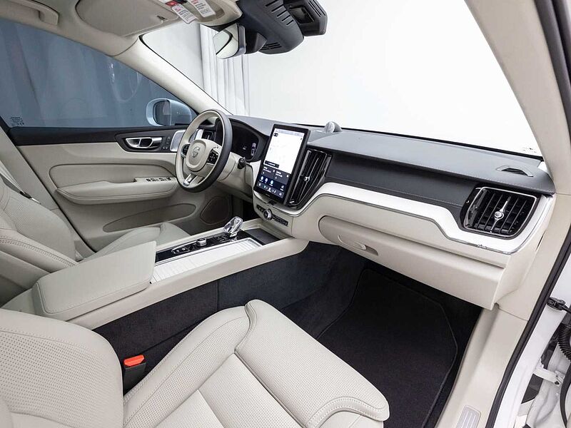 Volvo  Ultra, T8 AWD 플러그-인 하이브리드, 전기/가솔린, 브라이트