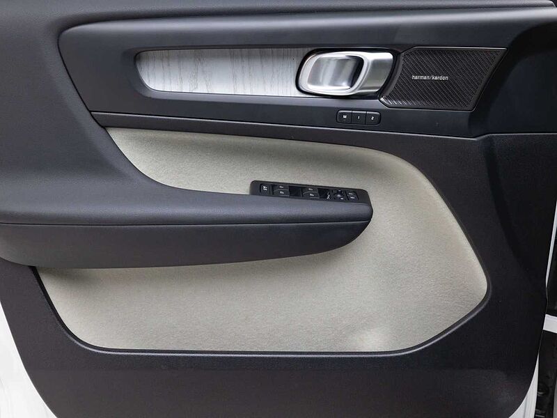Volvo  Ultra, B4 AWD 마일드 하이브리드, 가솔린, 브라이트