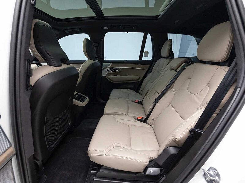Volvo  Ultra, B6 AWD 마일드 하이브리드, 가솔린, 다크, 7 좌석