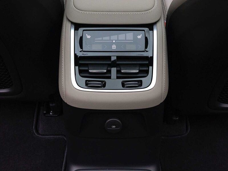 Volvo Ultra, T8 AWD 플러그-인 하이브리드, 전기/가솔린, 브라이트, 7 좌석