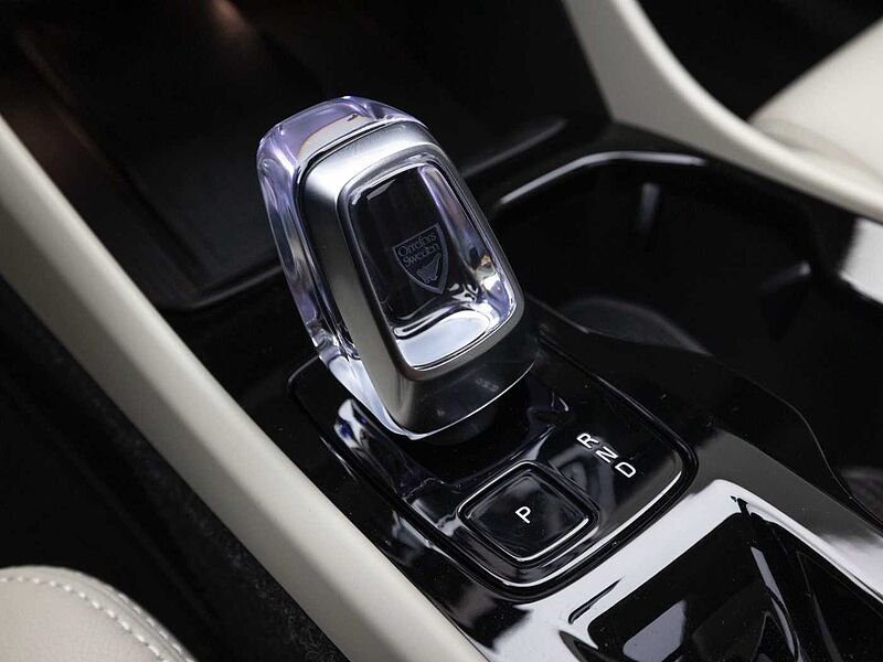 Volvo  Ultra, B4 AWD 마일드 하이브리드, 가솔린, 브라이트