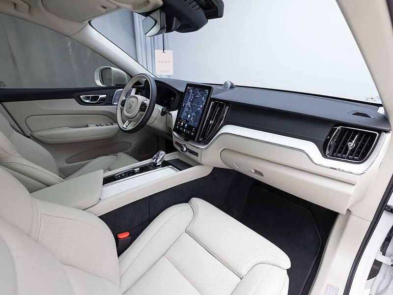 Volvo  Ultra, T8 AWD 플러그-인 하이브리드, 전기/가솔린, 브라이트