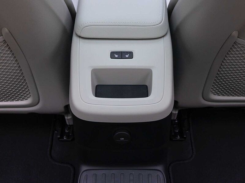 Volvo  Ultra, T8 AWD 플러그-인 하이브리드, 전기/가솔린, 브라이트