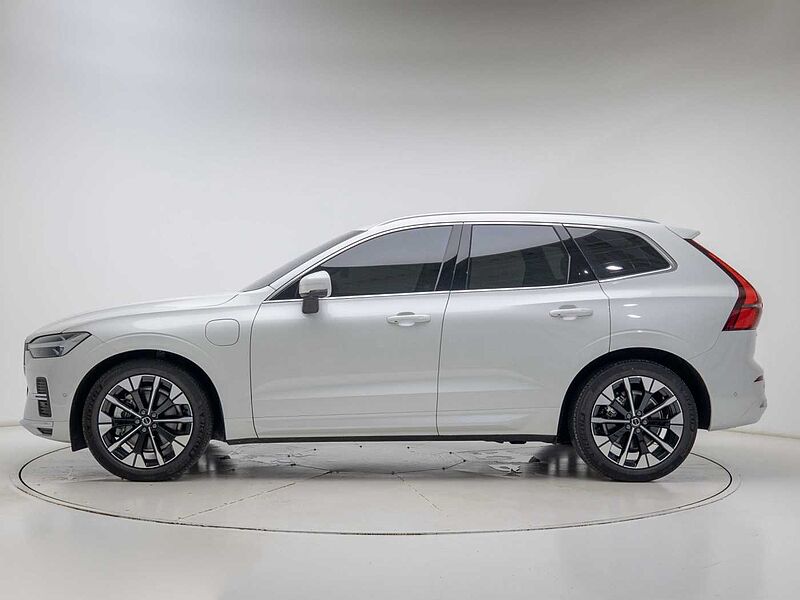 Volvo  Ultra, T8 AWD 플러그-인 하이브리드, 전기/가솔린, 브라이트