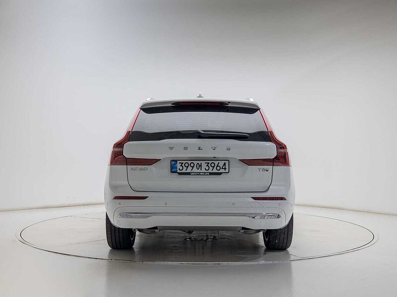 Volvo  Ultra, T8 AWD 플러그-인 하이브리드, 전기/가솔린, 브라이트