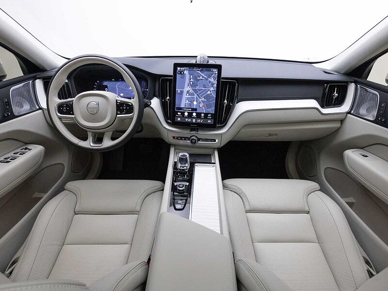 Volvo  Ultra, T8 AWD 플러그-인 하이브리드, 전기/가솔린, 브라이트