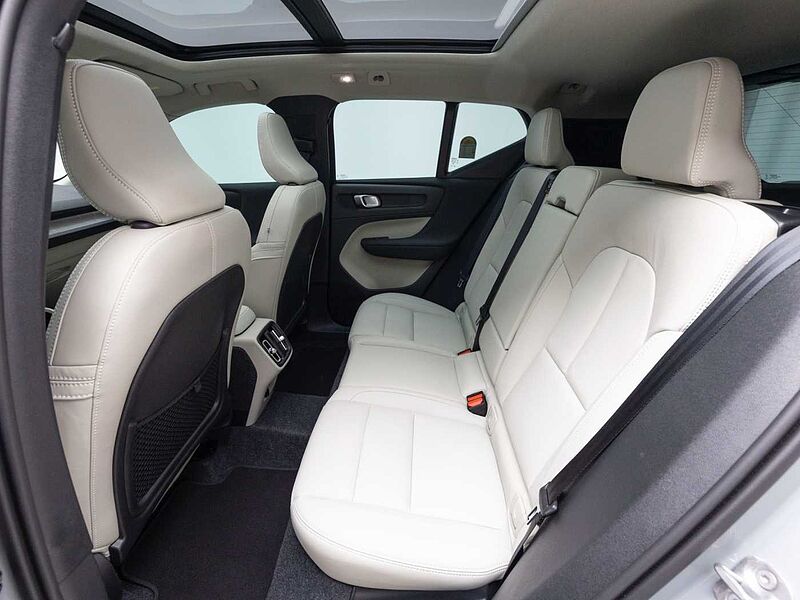 Volvo Ultra, B4 AWD 마일드 하이브리드, 가솔린, 브라이트