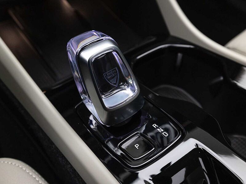 Volvo Ultra, B4 AWD 마일드 하이브리드, 가솔린, 브라이트