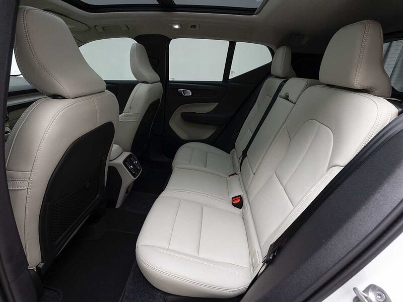Volvo  Ultra, B4 AWD 마일드 하이브리드, 가솔린, 다크