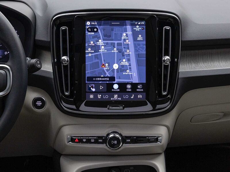 Volvo  Ultra, B4 AWD 마일드 하이브리드, 가솔린, 다크