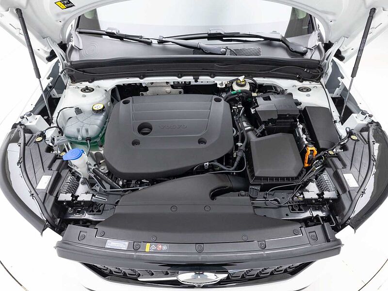 Volvo  Ultra, B4 AWD 마일드 하이브리드, 가솔린, 다크