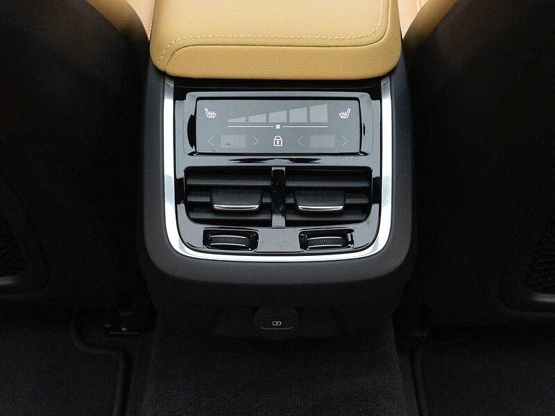 Volvo  Ultra, B5 AWD 마일드 하이브리드, 가솔린, 브라이트