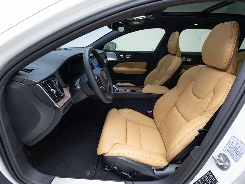 Volvo  Ultra, B5 AWD 마일드 하이브리드, 가솔린, 브라이트