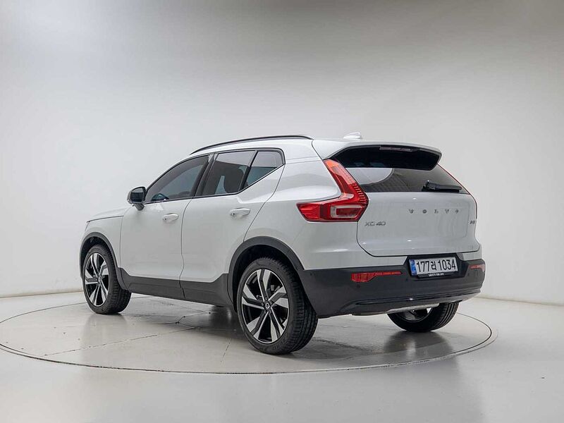 Volvo  Ultra, B4 AWD 마일드 하이브리드, 가솔린, 다크