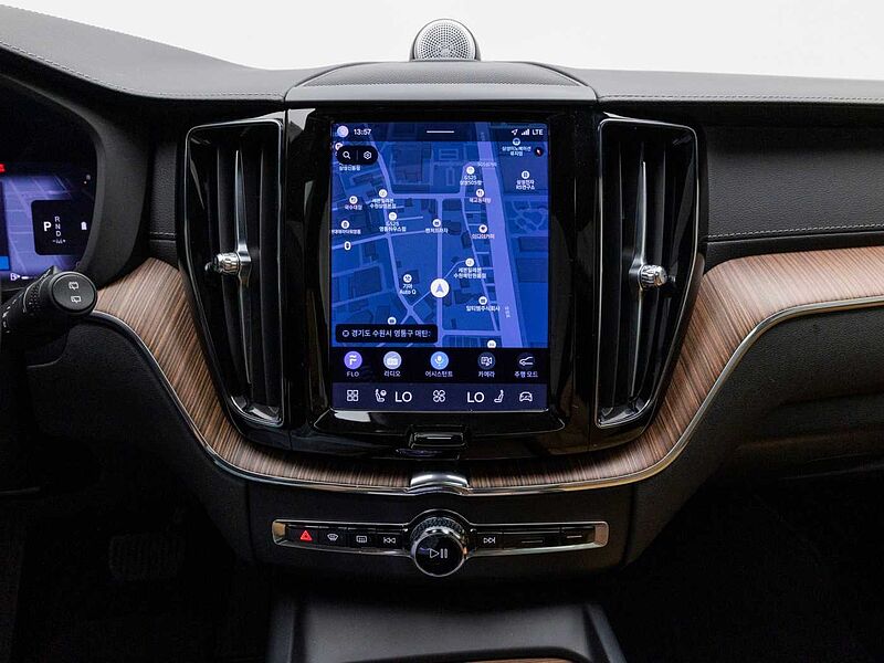 Volvo  Ultimate, B5 AWD 마일드 하이브리드, 가솔린, 브라이트